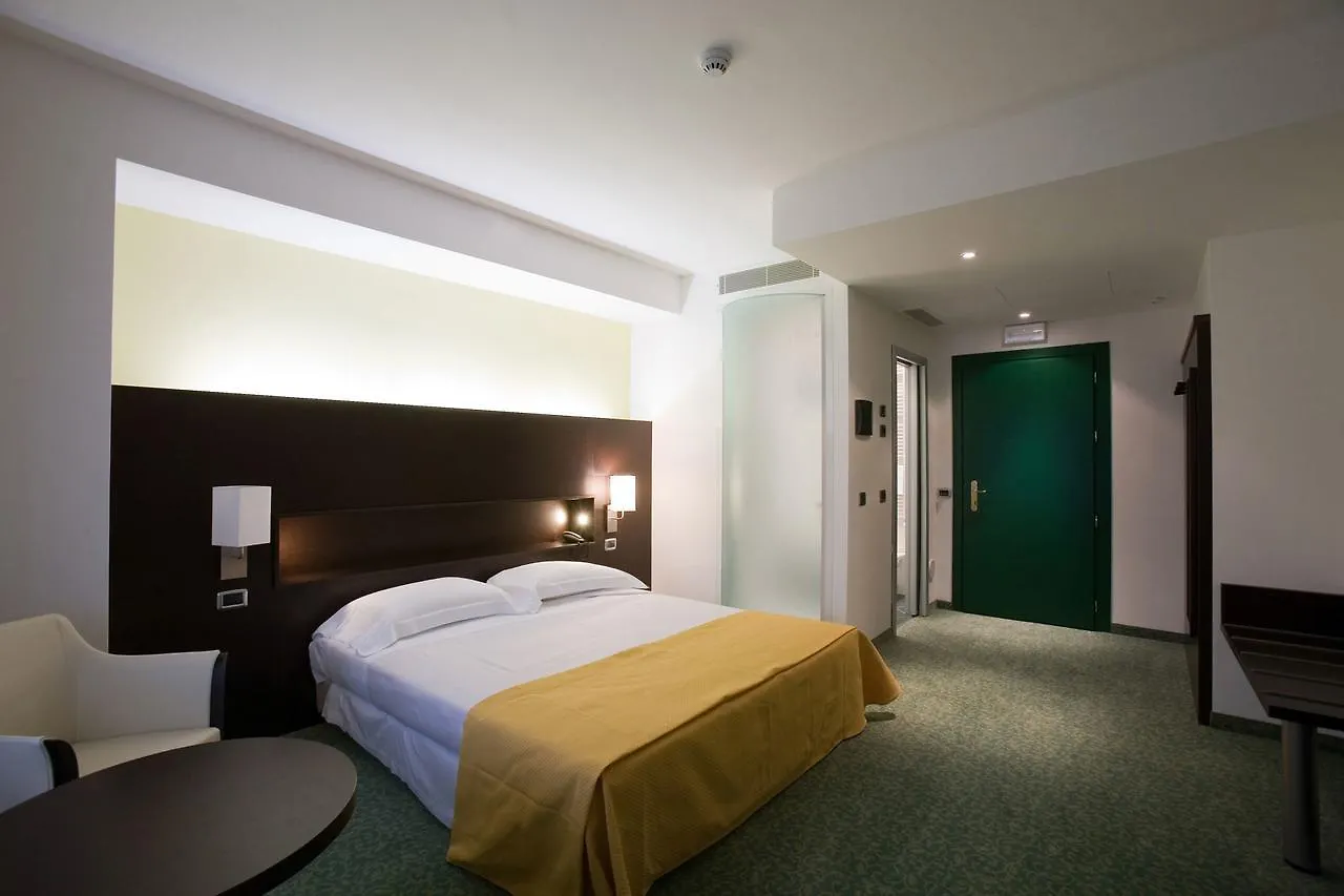 Hotel Senator Gorgonzola